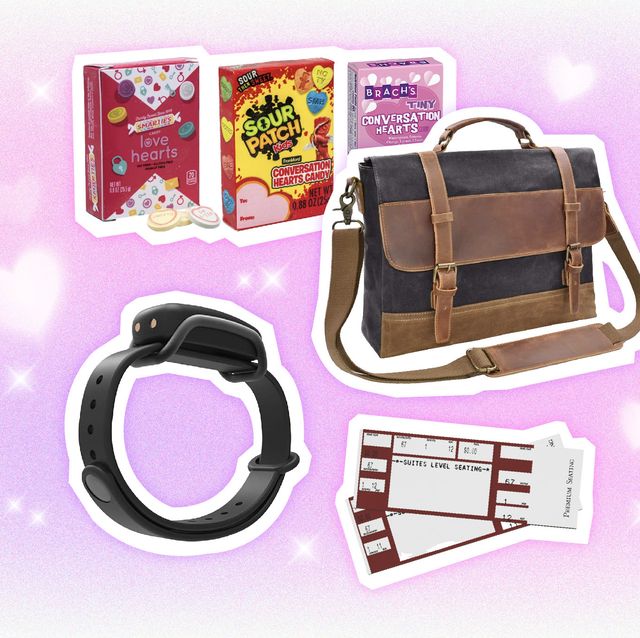 10 Perfect First Valentine's Day Gifts for Your Boyfriend
