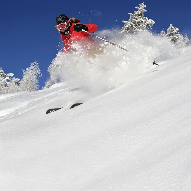 Snow, Skier, Ski, Recreation, Outdoor recreation, Geological phenomenon, Skiing, Ski Equipment, Winter, Piste, 