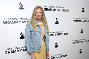 leann rimes abs crop top instagram video