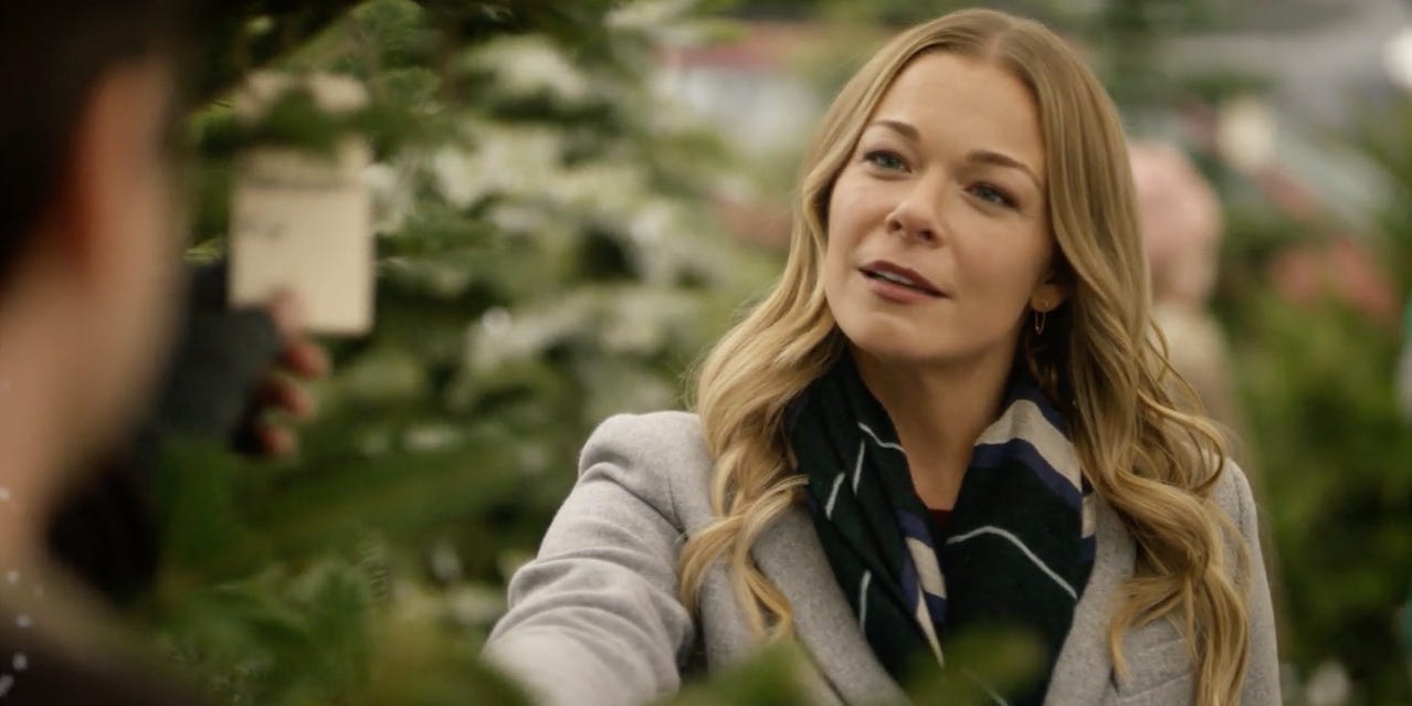 Trailer For LeAnn Rimes' New Hallmark Christmas Movie - Its Christmas Eve Hallmark Movie