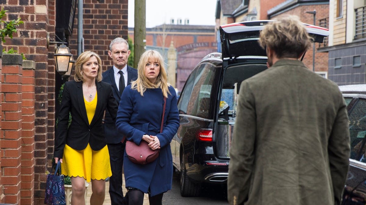Coronation Street previews emotional funeral story in 26 new spoiler pictures