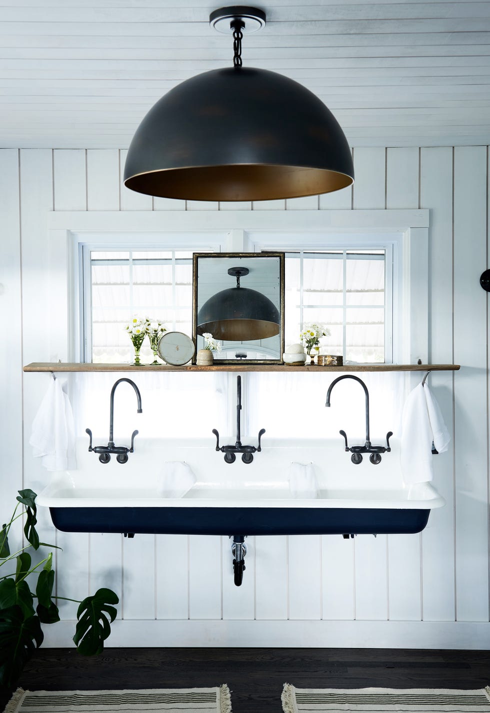 36 Bathroom Decorating Ideas on a Budget - Chic and Affordable