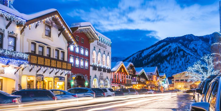 25 Magical Christmas Towns That’ll Make You Feel Like a Kid Again