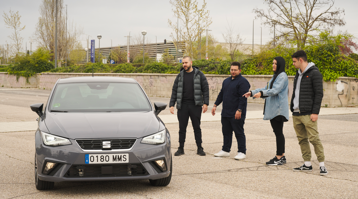 La opinión de nuestros 4 lectores probadores sobre el nuevo Seat Ibiza FR  Aniversario