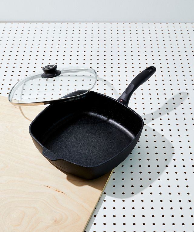 XD Nonstick 8 Fry Pan with Lid