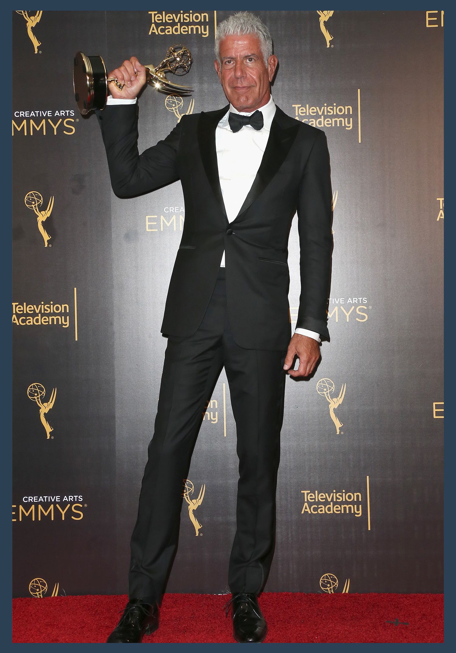 side komfort farvel Anthony Bourdain's Tom Ford Emmys Tux Is Up for iGavel Auction