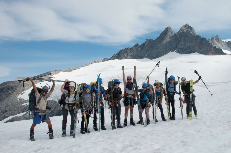 Ski mountaineering, Snow, Mountainous landforms, Mountain, Ski touring, Mountain range, Glacial landform, Recreation, Ski, Adventure, 