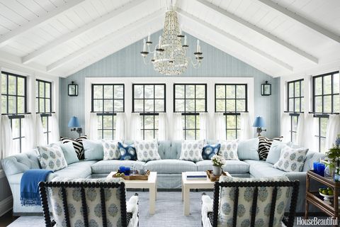 Living room, White, Room, Blue, Furniture, Interior design, Property, Building, Ceiling, Home, 