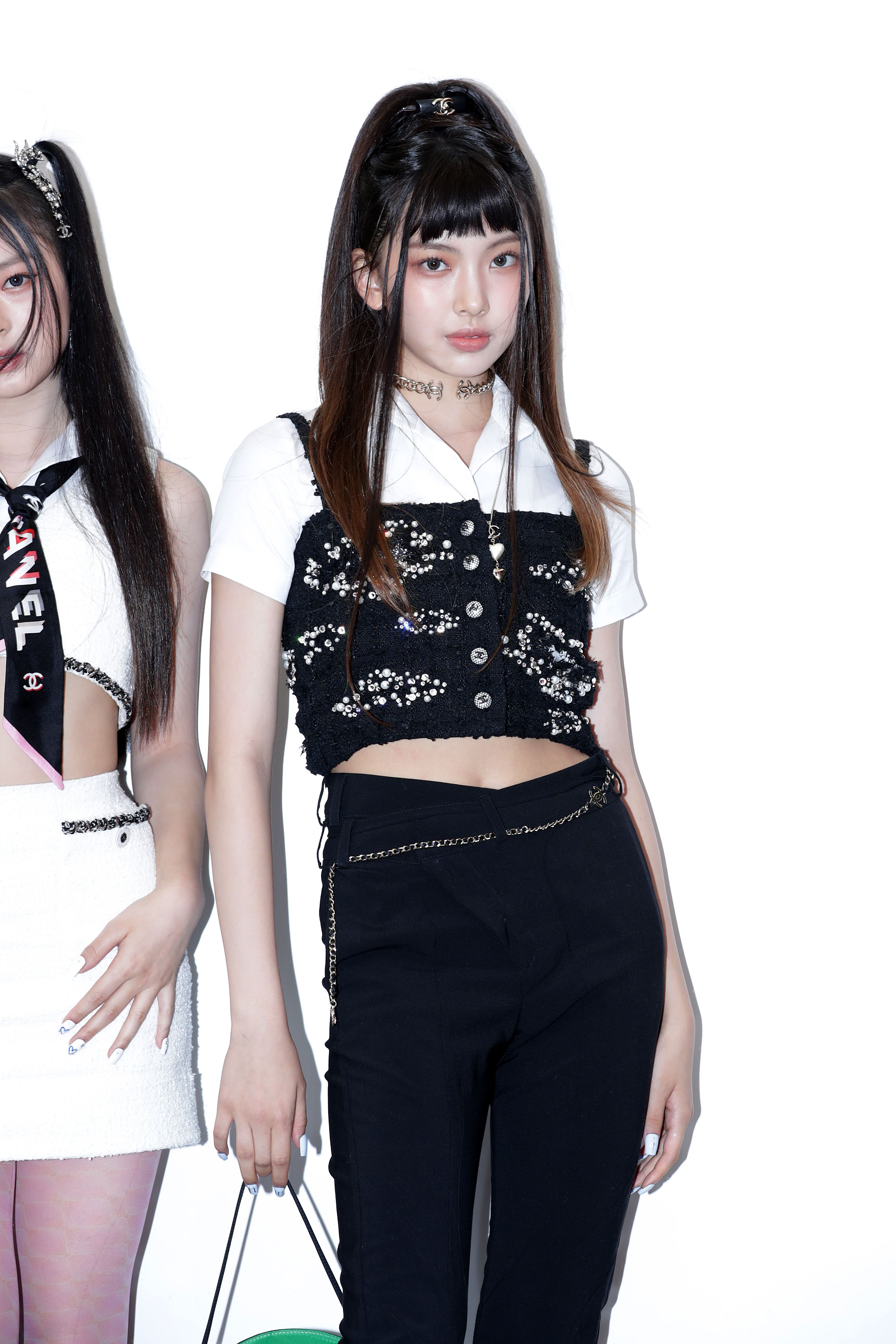 NewJeans「タペストリー」K-POP アイドル ポスター壁飾り新品未使用 6897280098.g_400-w-st_g.jpg