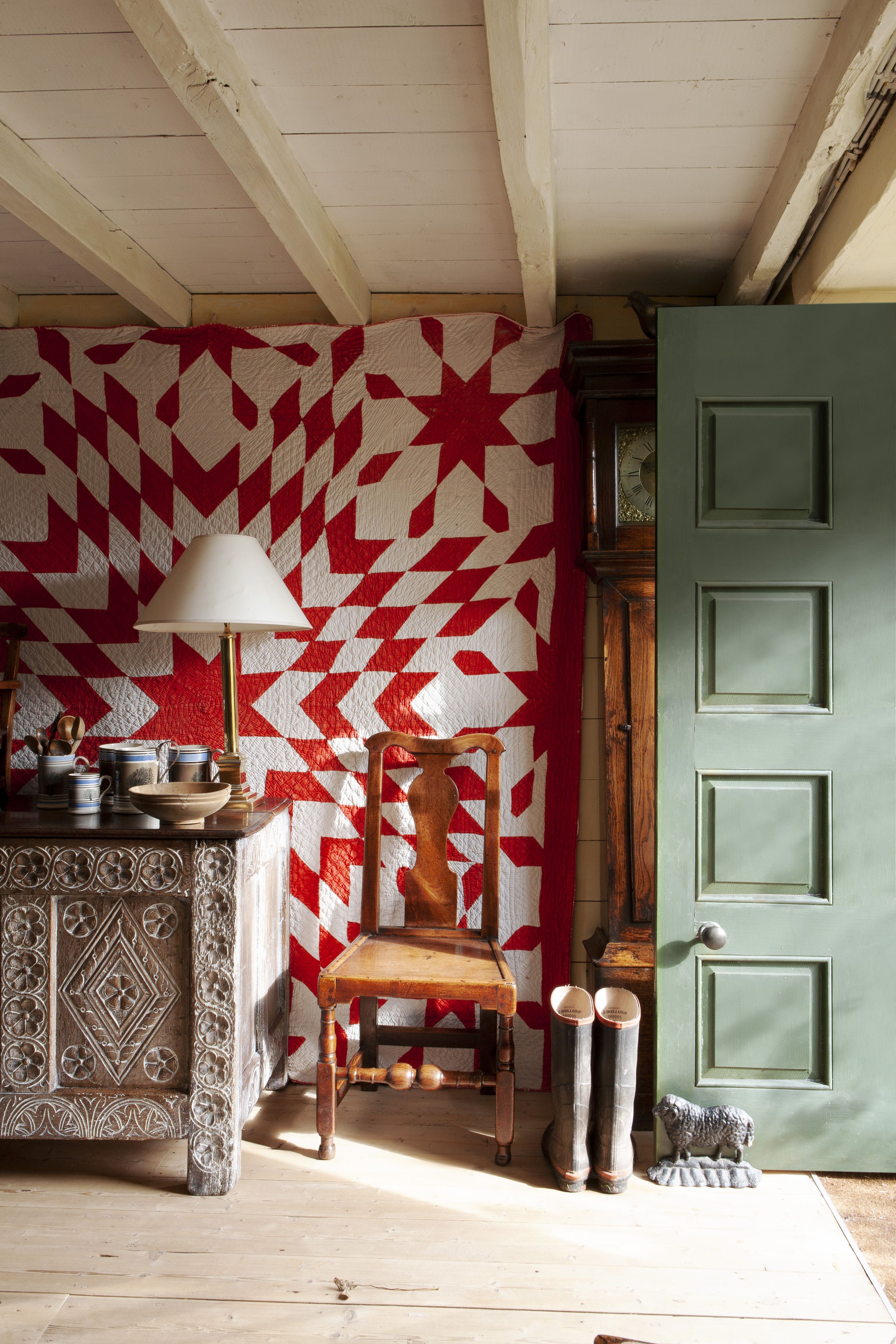 Creative Ways Of Decorating With Fabric Around The Home