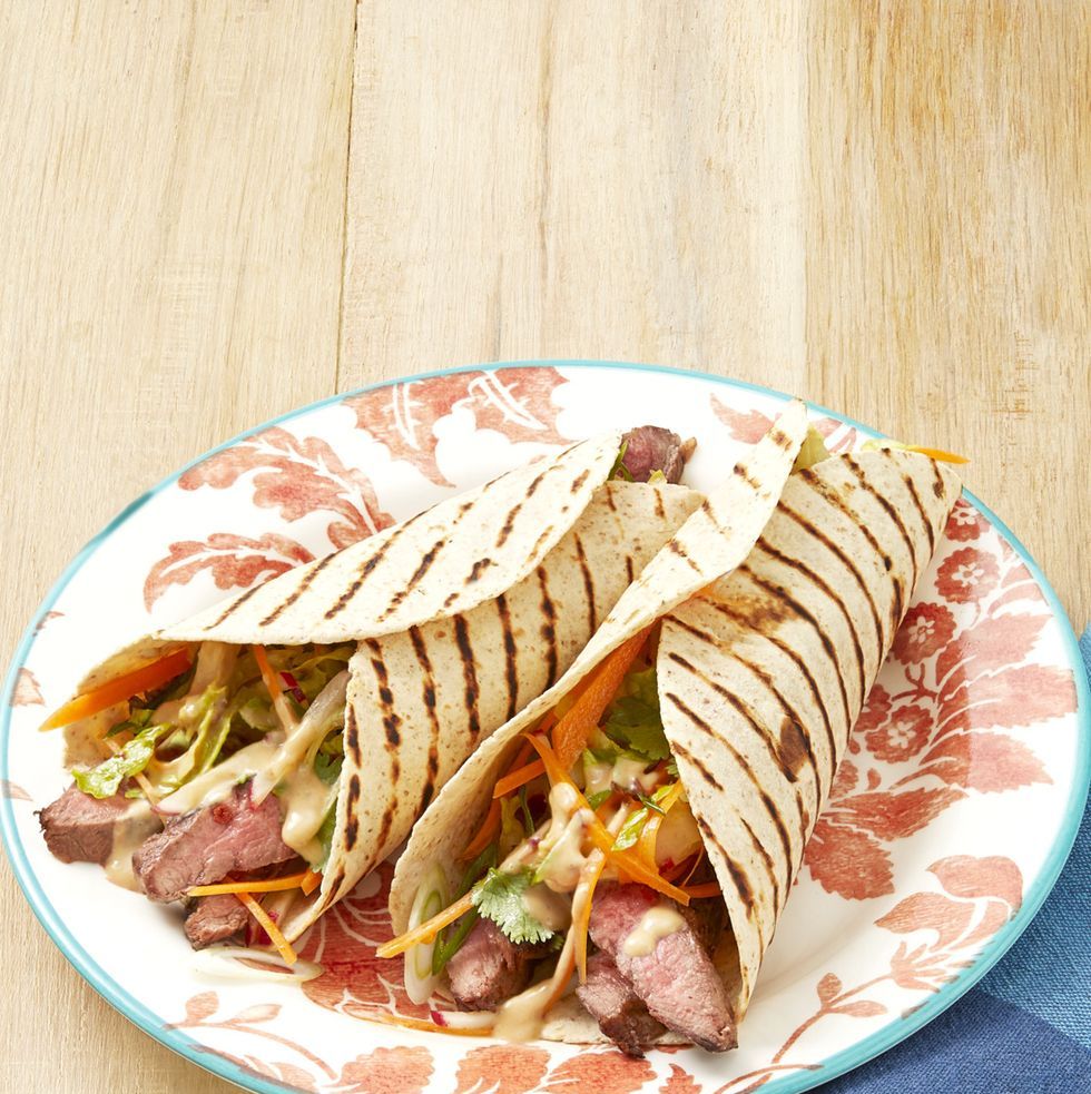grilled steak wraps with peanut sauce