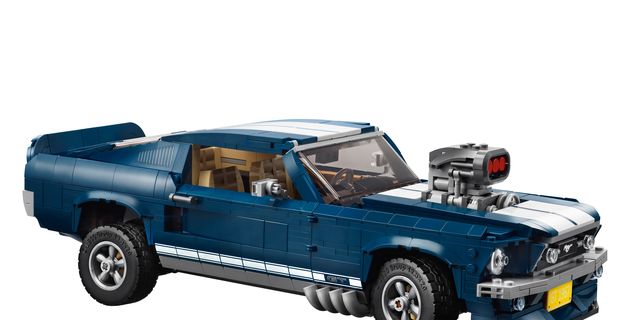 https://hips.hearstapps.com/hmg-prod/images/lego-1967-mustang-fastback-102-1550789044.jpg?crop=0.895xw:0.733xh;0.0408xw,0.170xh&resize=640:*