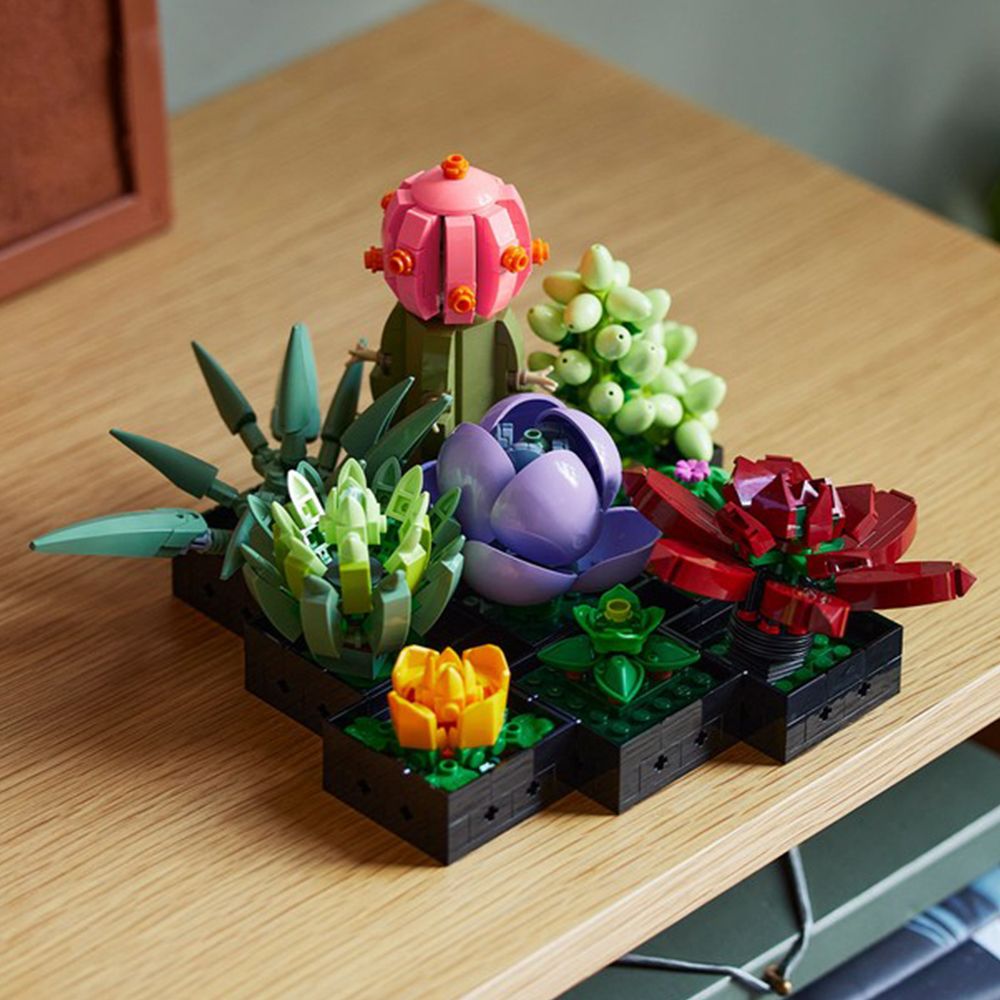 LEGO Icons succulents blog.knak.jp