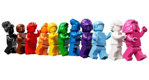 lego everyone is awesome set features 11 figures of different colours in this image they are dancing in a line