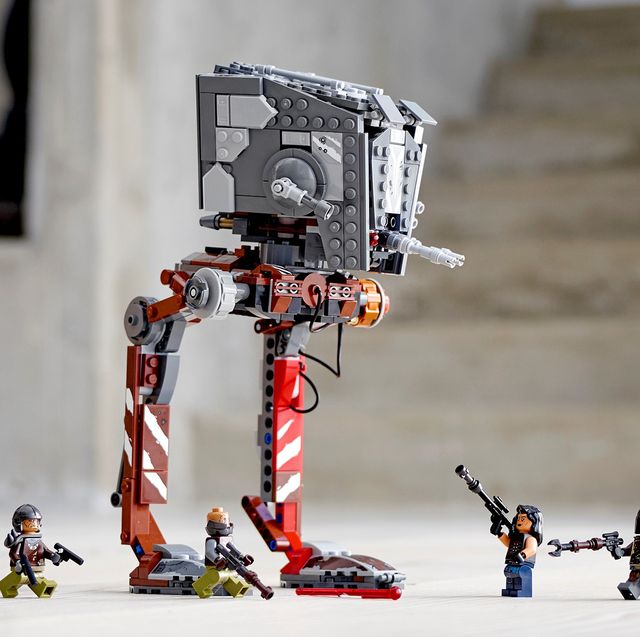 This Best-Selling 'Star Wars: The Mandalorian' Lego Kit Is on Sale for 43%  Off for May the 4th