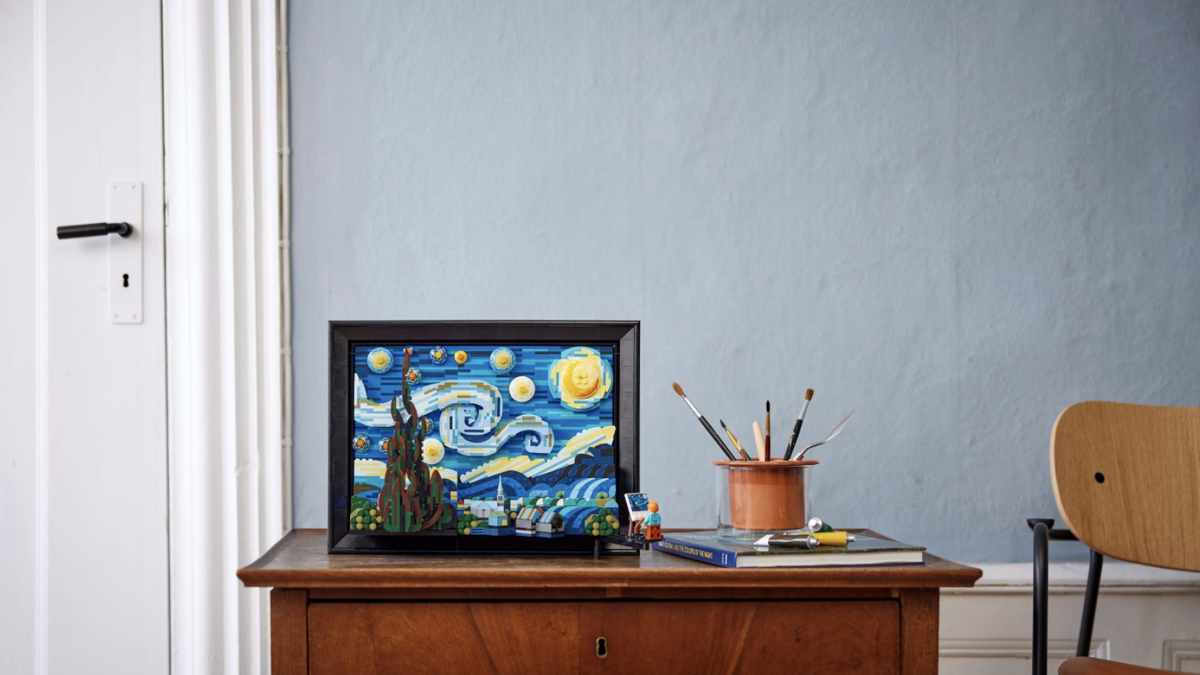 Buy LEGO's new set based on Vincent van Gogh painting I 2316