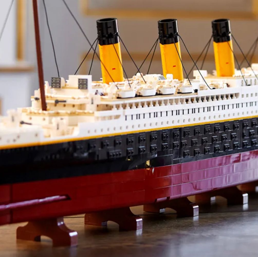 Oxford Deluxe Titanic Construction Set
