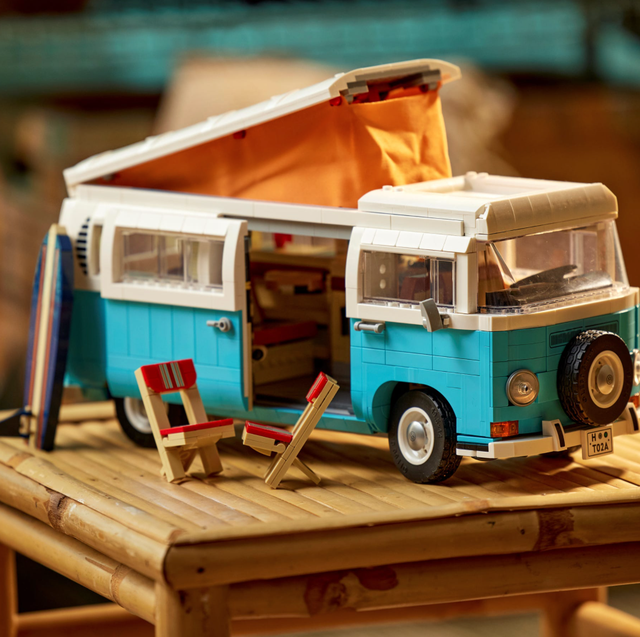 The New 2,207-Piece LEGO Volkswagen T2 Camper Van Is Complete With a Pop-Up  Tent and Surfboard