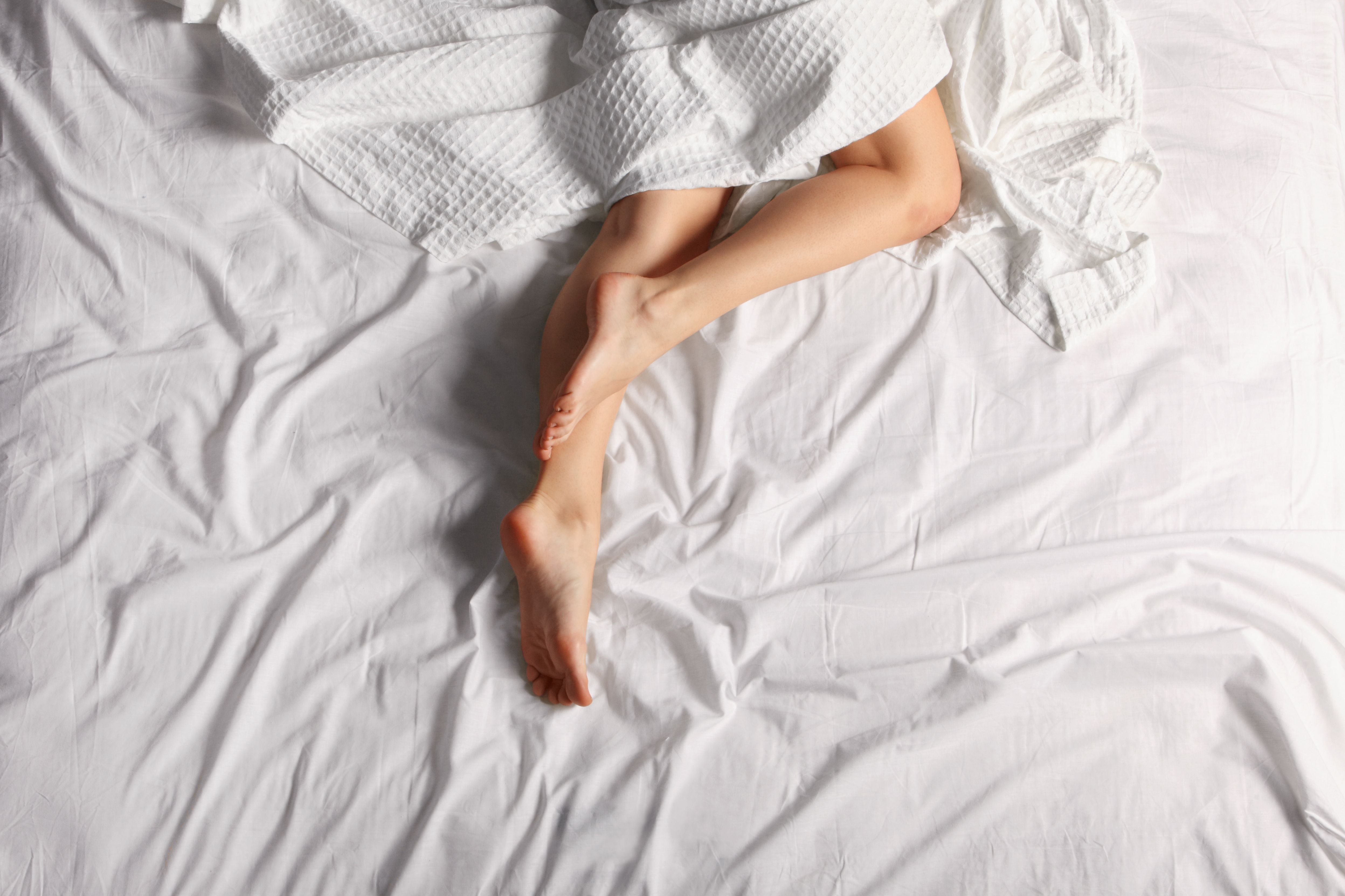 Benefits of Sleeping Naked: 8 Bare Reasons To Go Nude