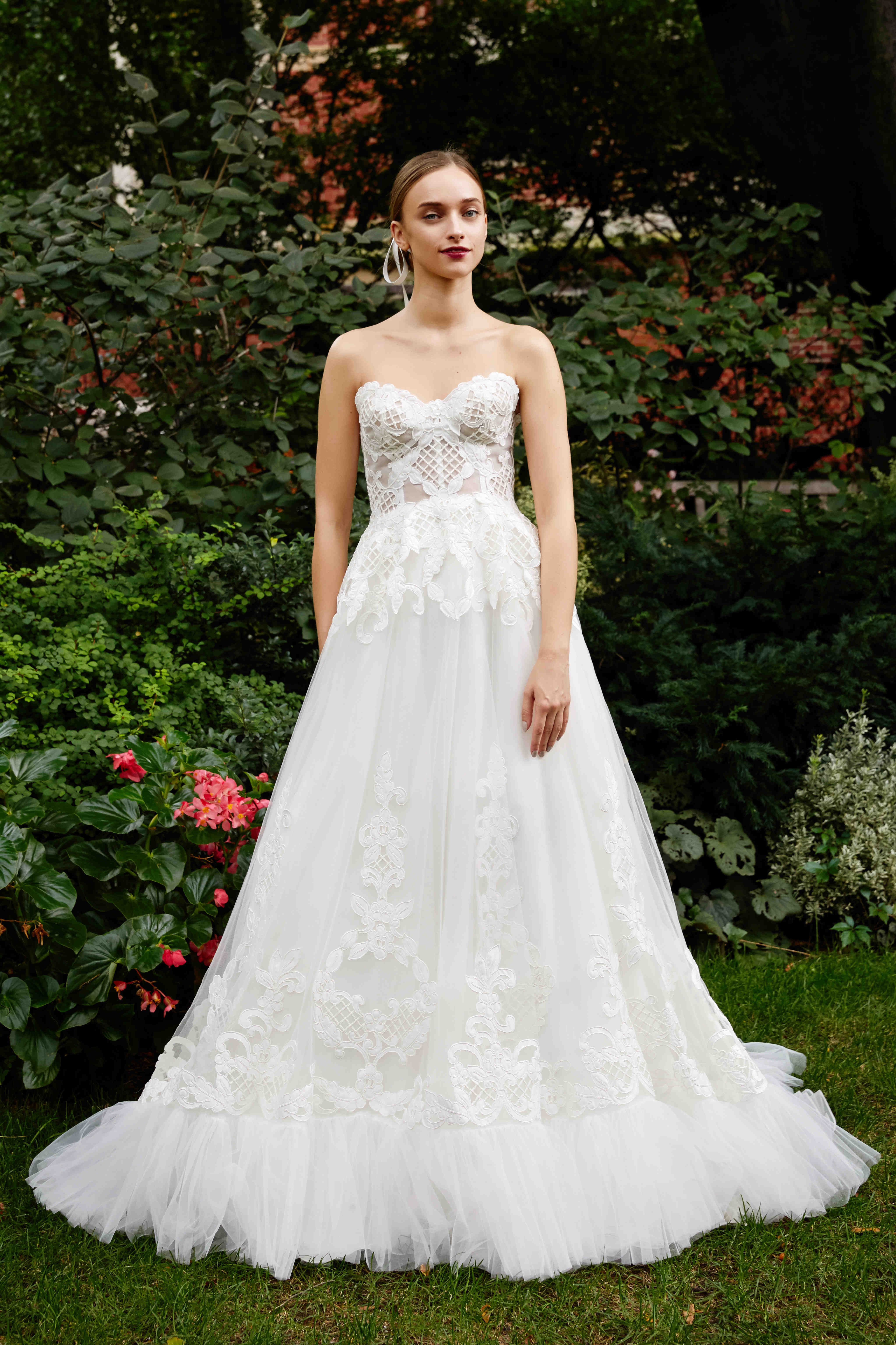 Fall wedding gowns fashion 2019