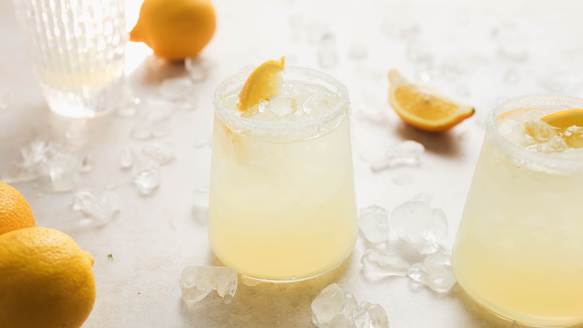 Lemon drizzle Margaritas | Easy Margarita recipe