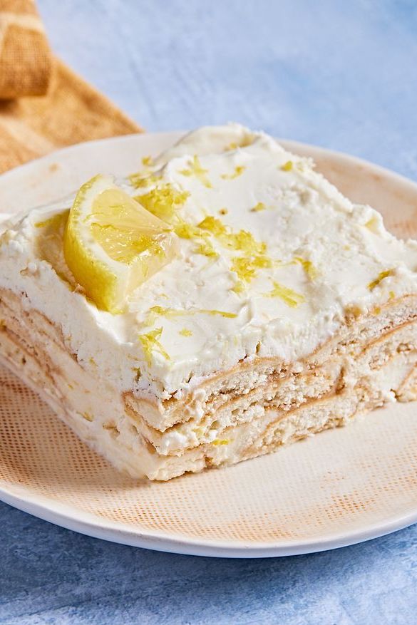 square slice of lemon icebox cake on a plate