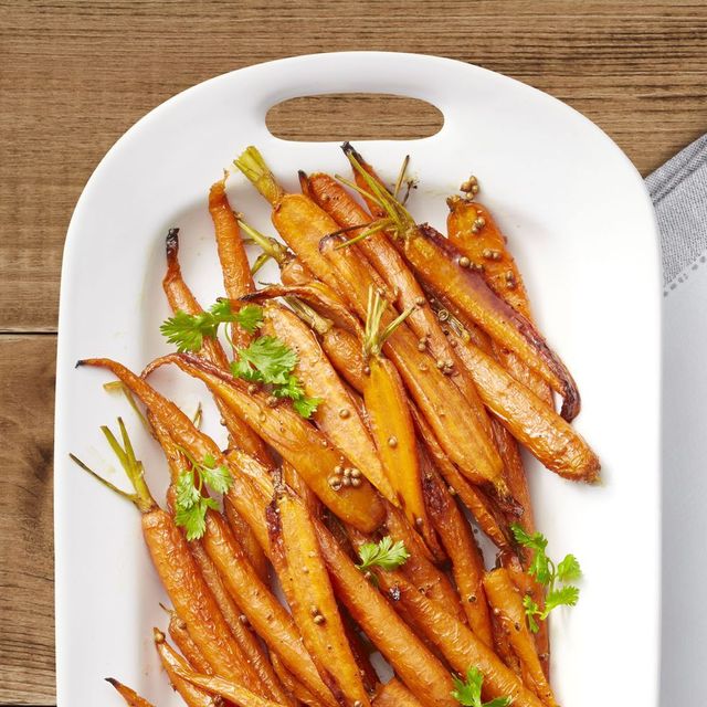 vegan thanksgiving recipes lemon maple roasted carrots