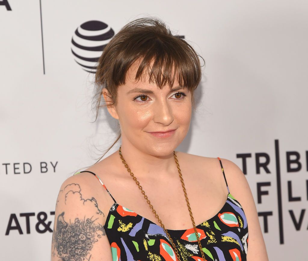 Lena Dunham reveals she s had a full hysterectomy as a result of