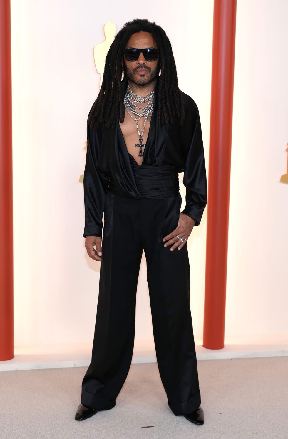 lenny kravitz en la gala de los oscar 2023