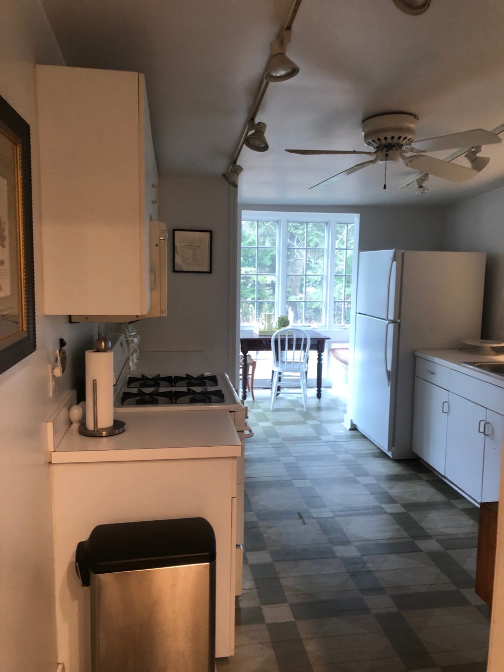 cottage kitchen before cottage kitchen before