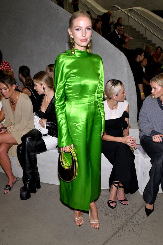 tory burch springsummer 2024 new york fashion week front row