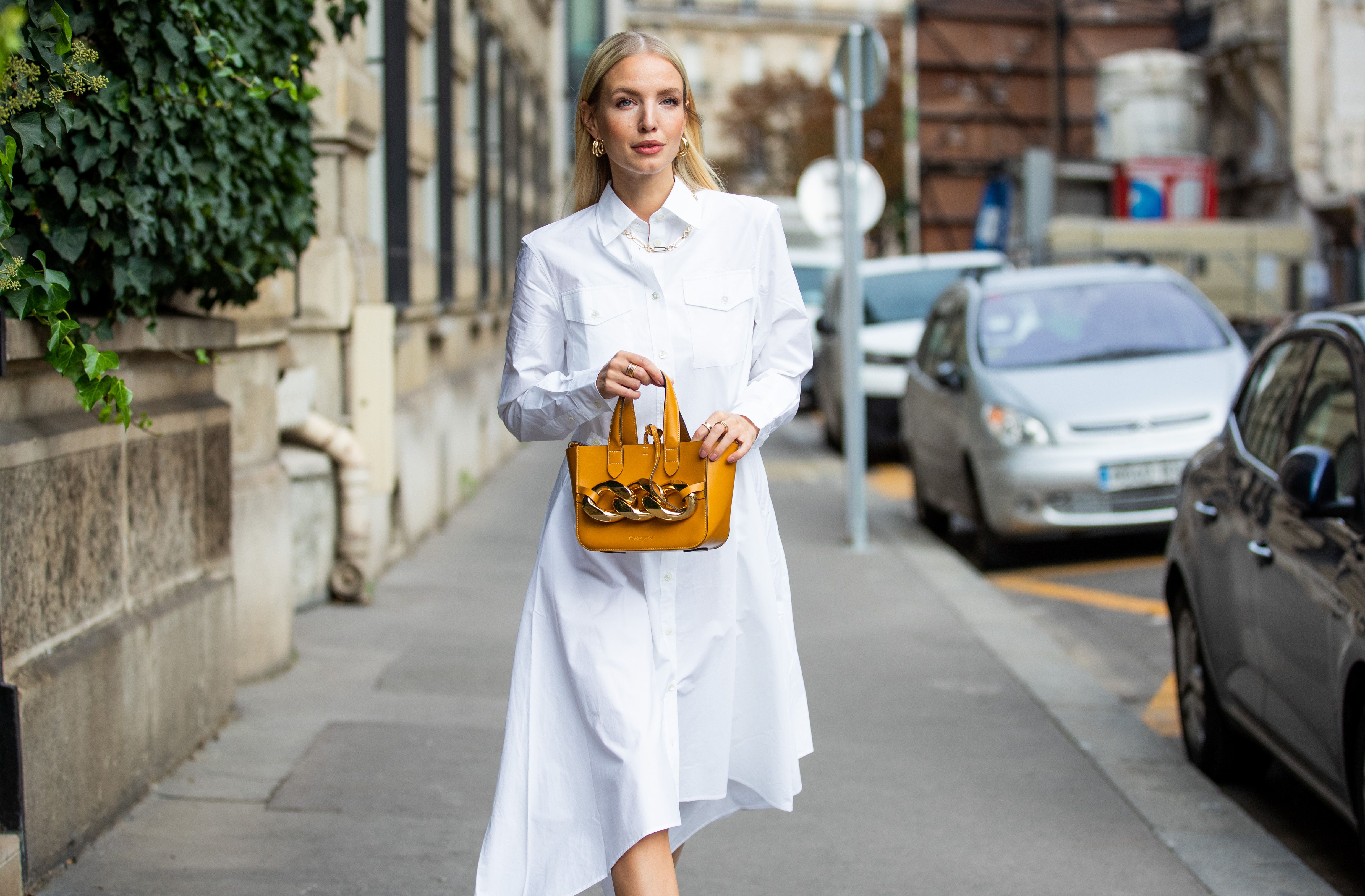 Dress with outlet white tshirt