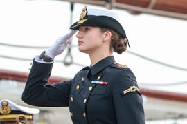 leonor borbon entrenamiento militar