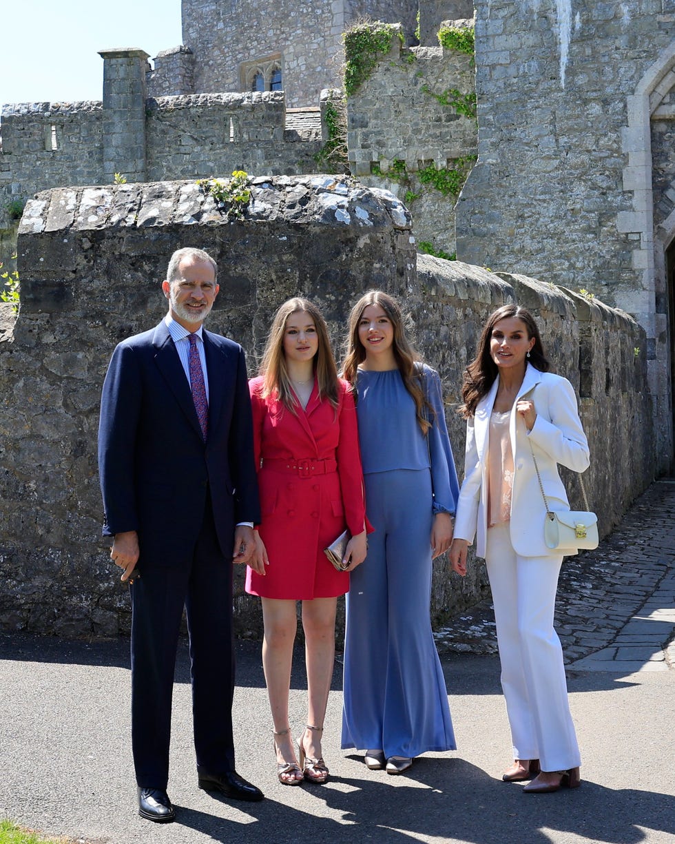 Princess Leonor graduates with an Asturian signature dress Princess Leonor graduates with an Asturian signature dress