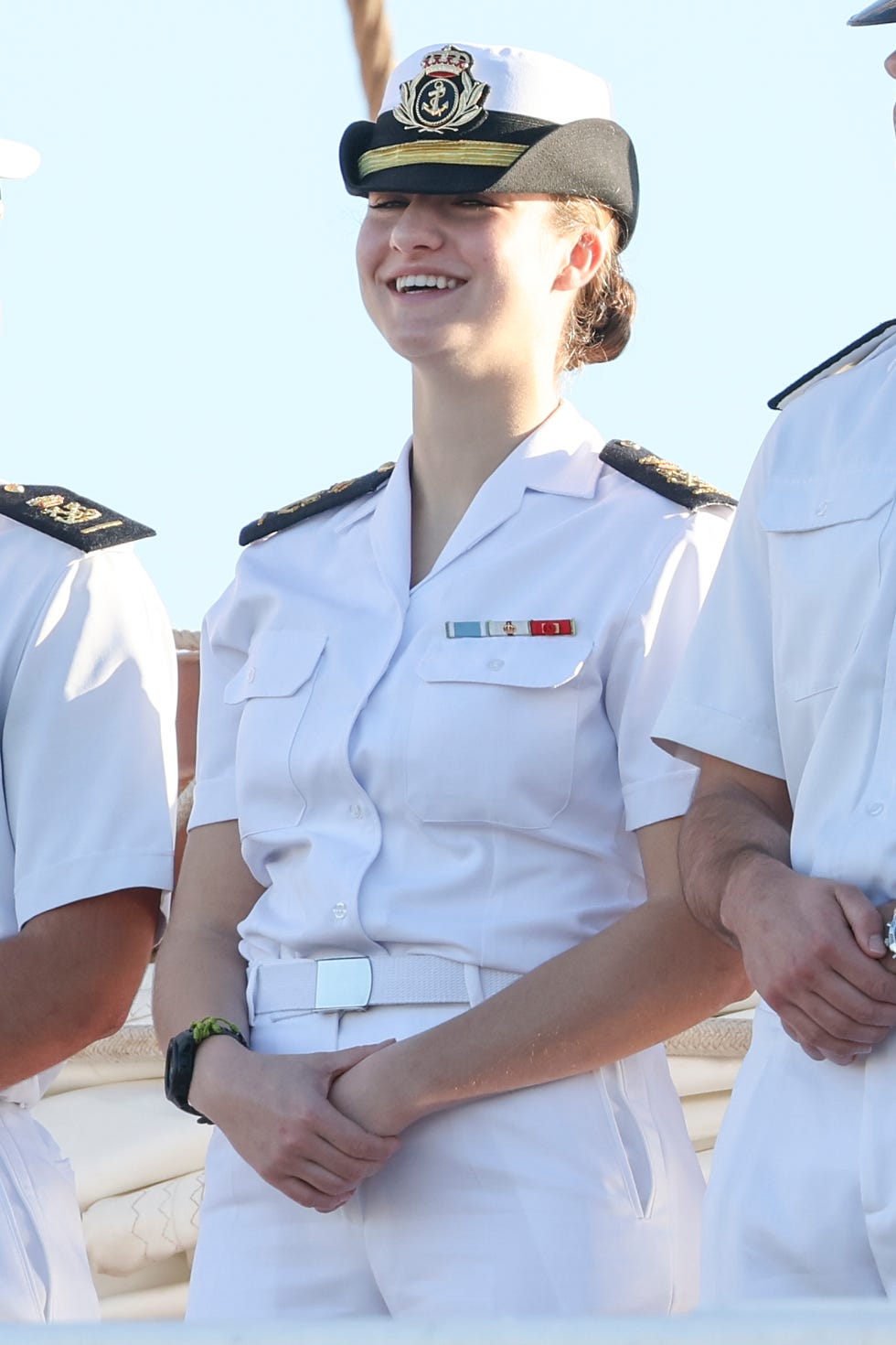 leonor de borbon llega al puerto de las palmas de gran canaria a bordo del buque escuela juan sebastian de elcano