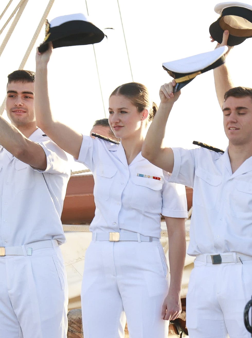 leonor de borbon a bordo de juan sebastian de elcano