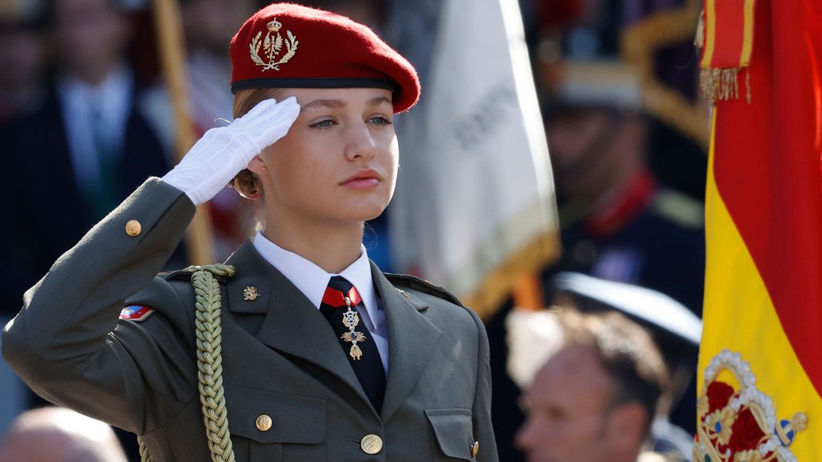 Princesa Leonor: El primer día en la Academia Militar con uniforme de la  dama cadete Borbón Ortiz, España