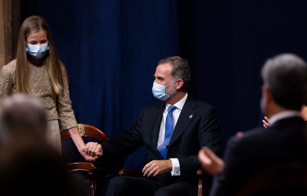 leonor y felipe vi en los premios princesa de asturias