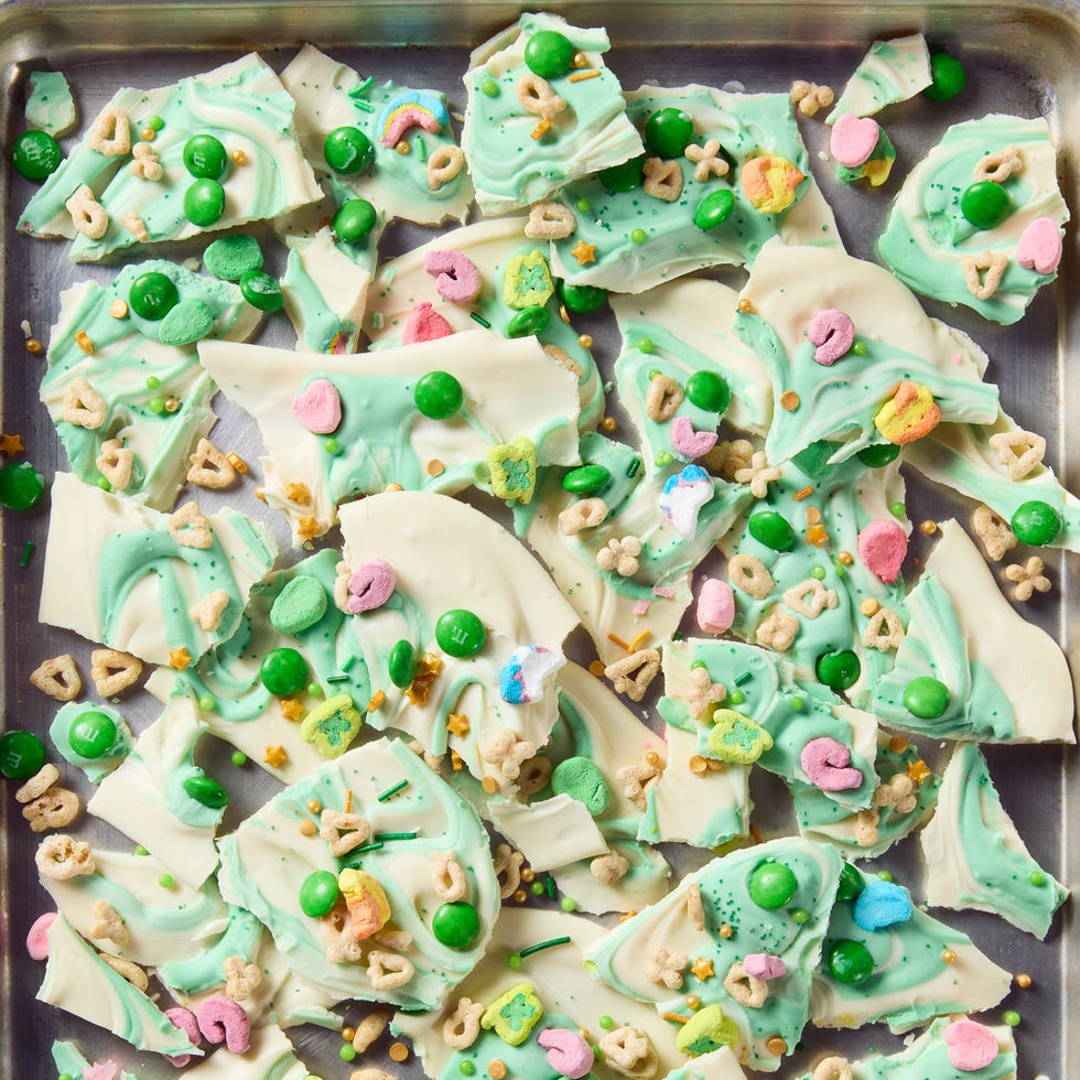 white chocolate candy bark with lucky charms and green candy