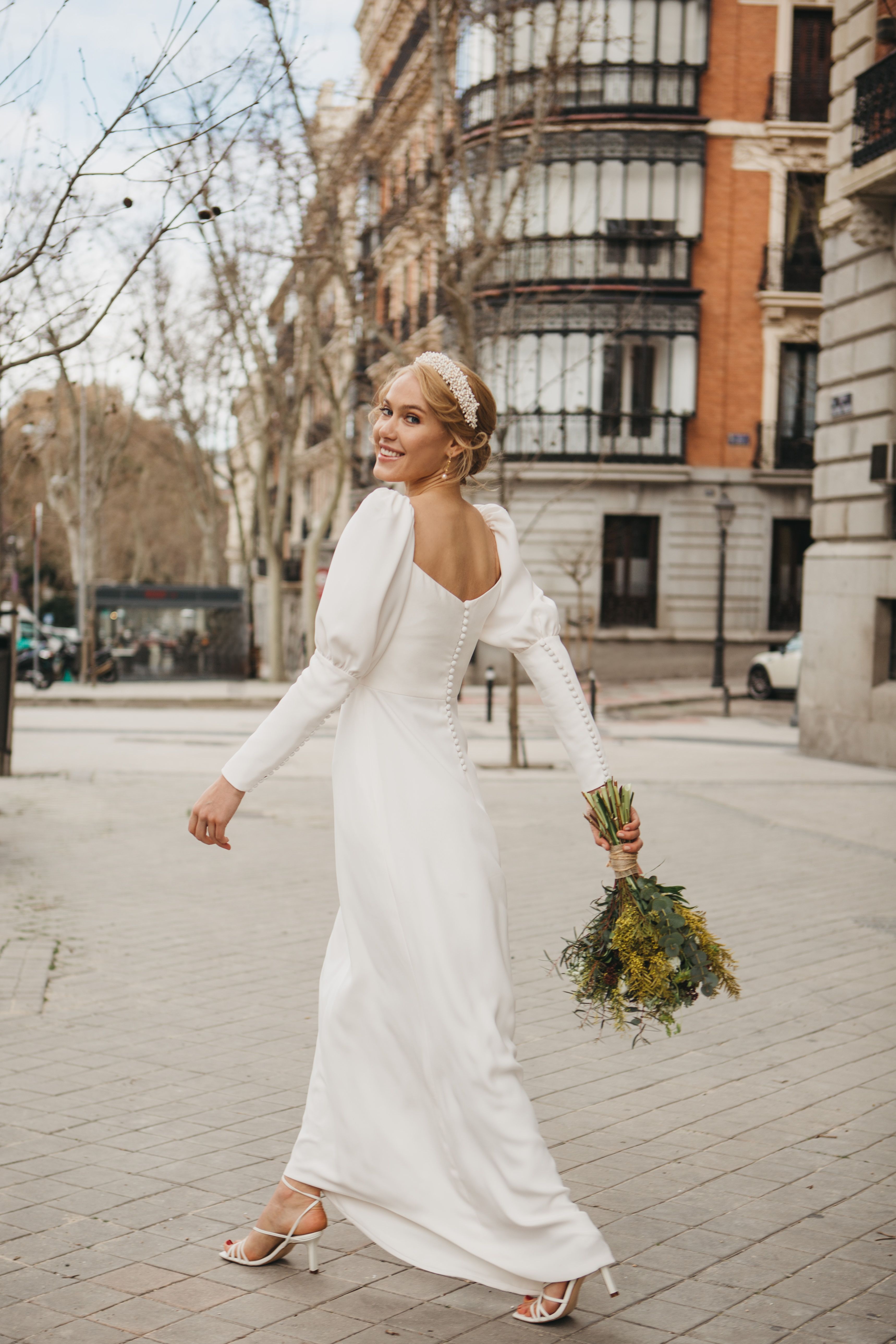 Bolsa Esquivo Buena suerte 25 vestidos de novia especiales para una boda de invierno