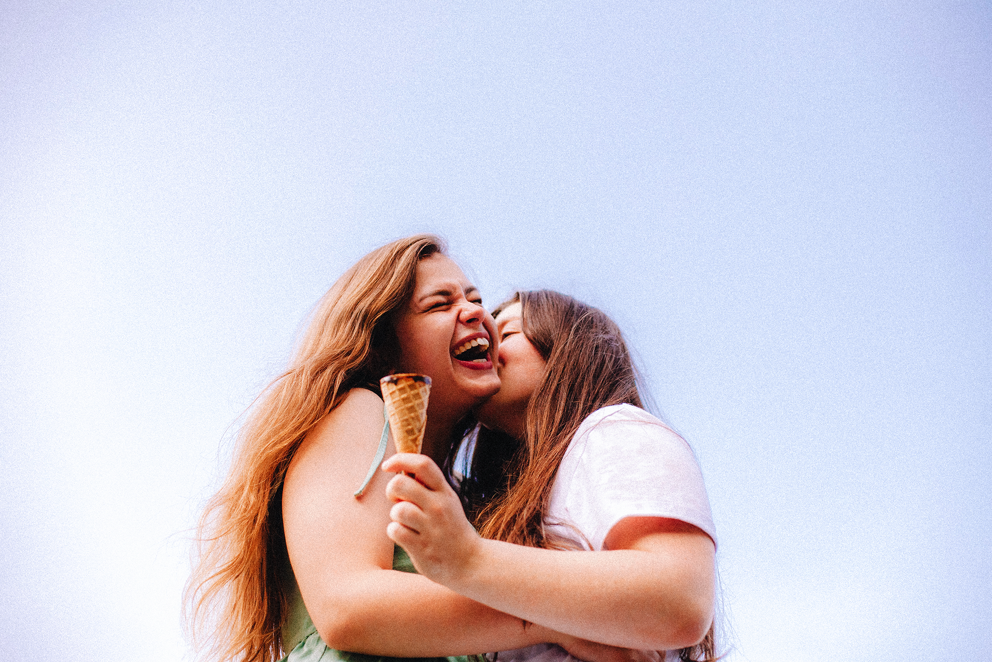 8 Lesbian Dating Apps — 8 Free Lesbian Dating Apps image image