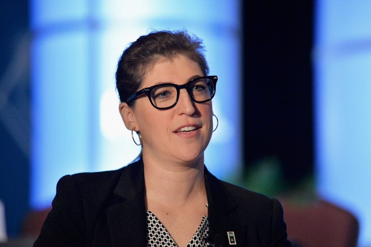 See Jeopardy And Big Bang Theory Star Mayim Bialik Speak Out About Emotional News