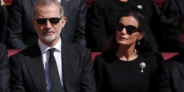 Felipe y Letizia con gafas de sol felipe y letizia con gafas de sol