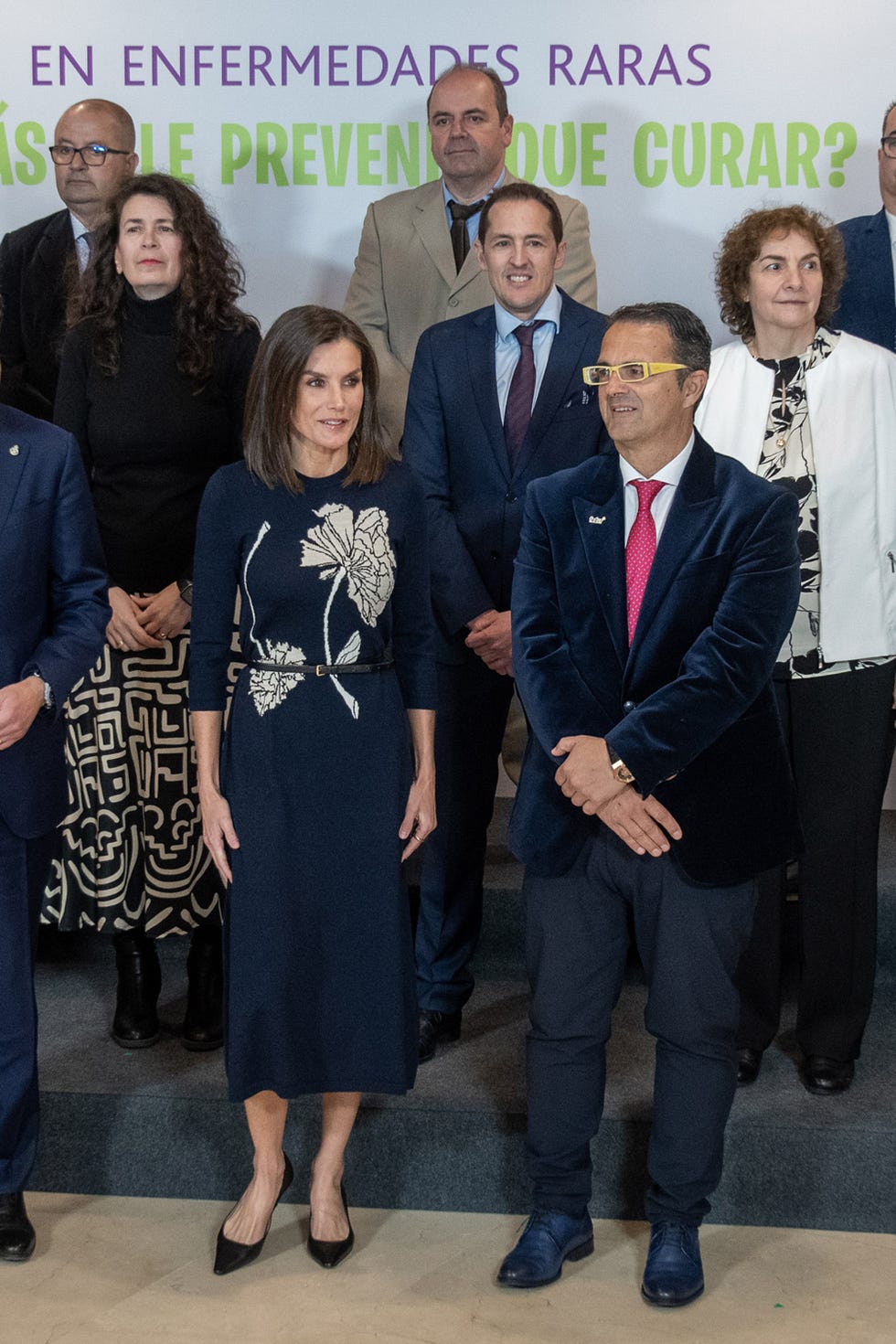 la reina con un vestido azul marido de galcon studio