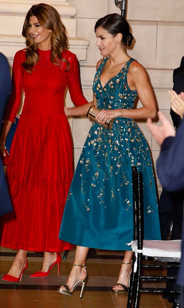 Letizia look Carolina Herrera