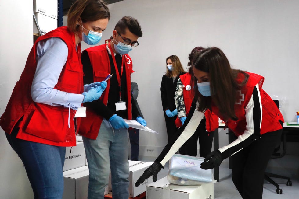 letizia, en la cruz roja