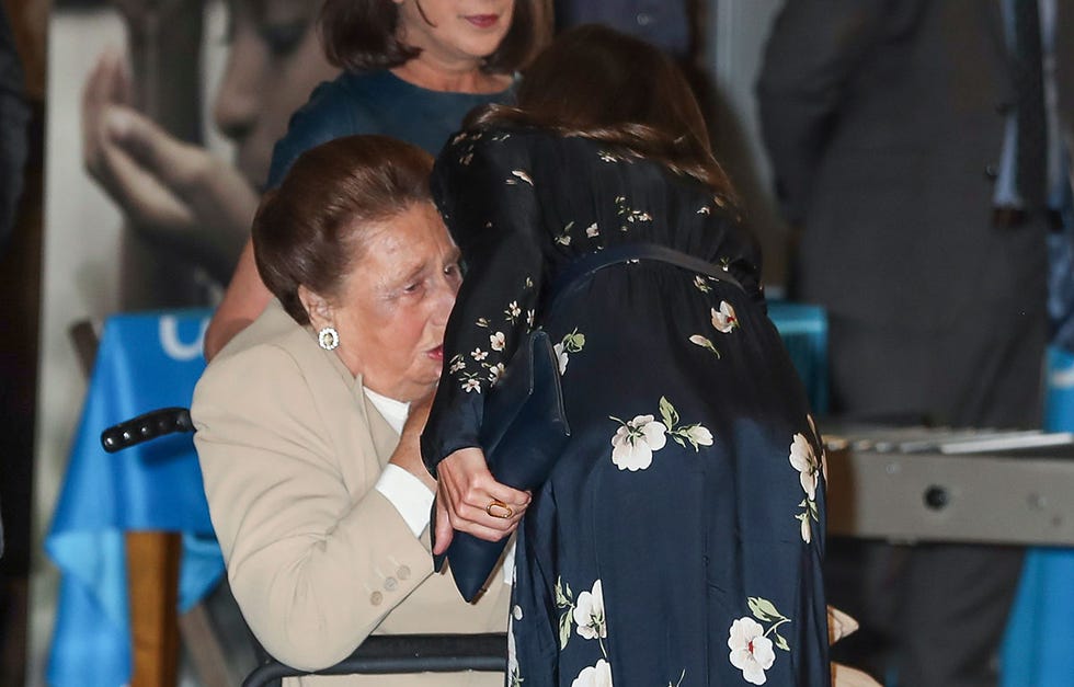 Letizia repite vestido en la entrega de los 'Premios UNICEF Comité Español 2019'.