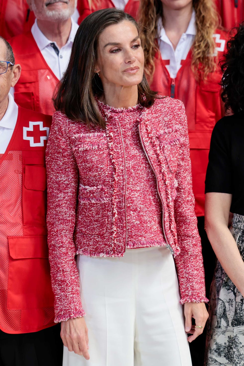 letizia en oviedo con chaqueta de tweed de mango