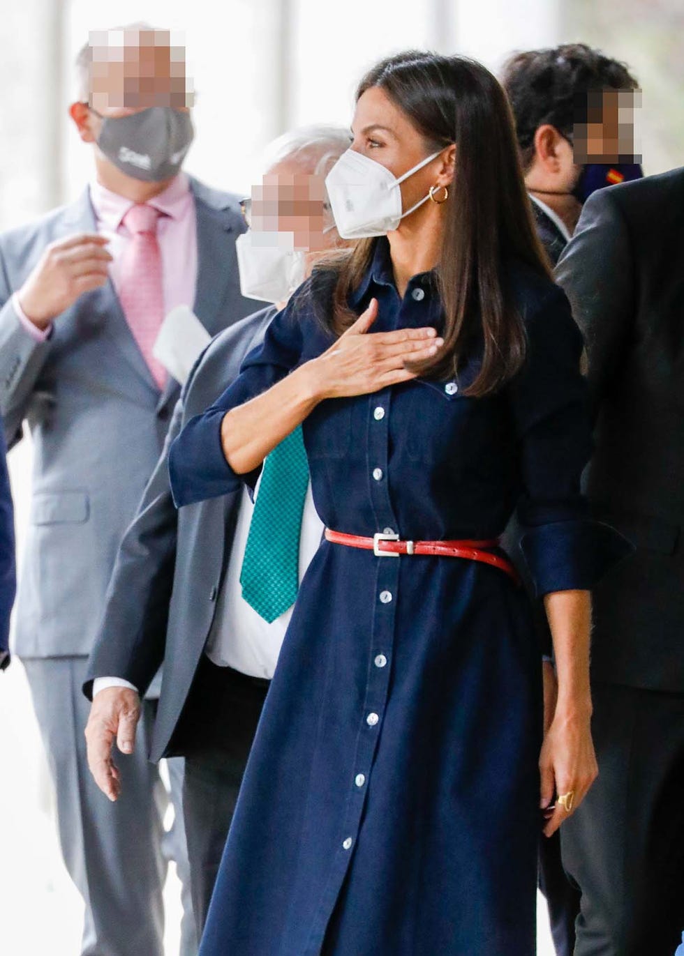 la reina letizia emocionada