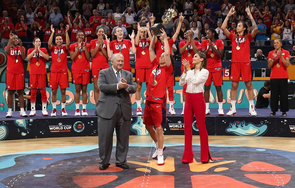 La mujer de Felipe VI viajó a Tenerife para presidir la última jornada de la Copa del Mundo de Baloncesto Femenina, en la que la Selección de EE. UU. se alzó con la medalla de oro.